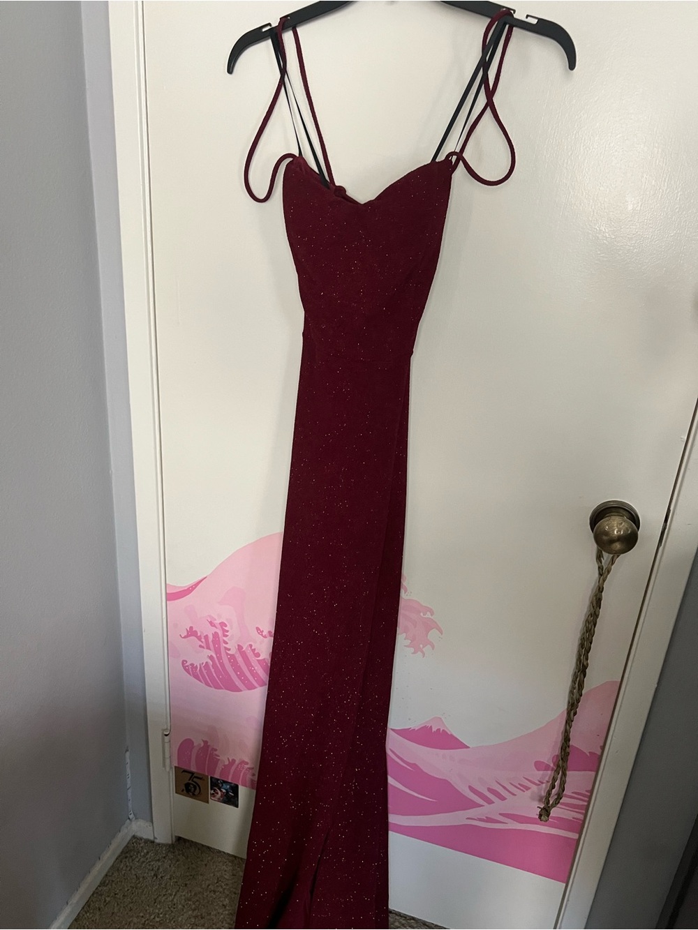 Elegant Burgundy Sparkle Spaghetti-Strap homecoming/ Evening Dress